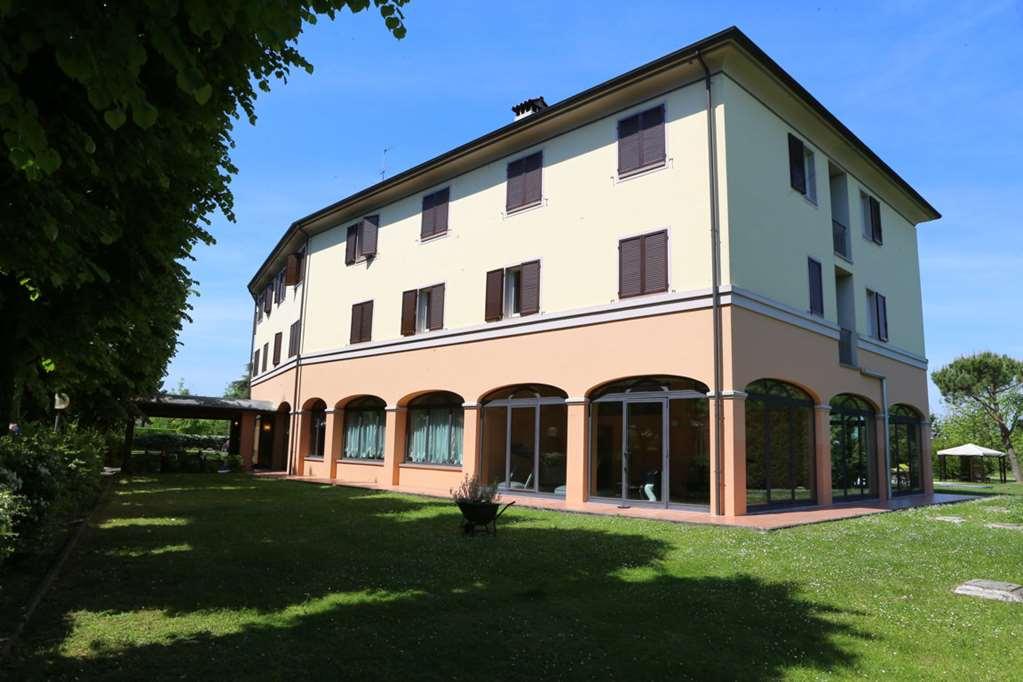 Hotel Le Ville Modena Exterior foto
