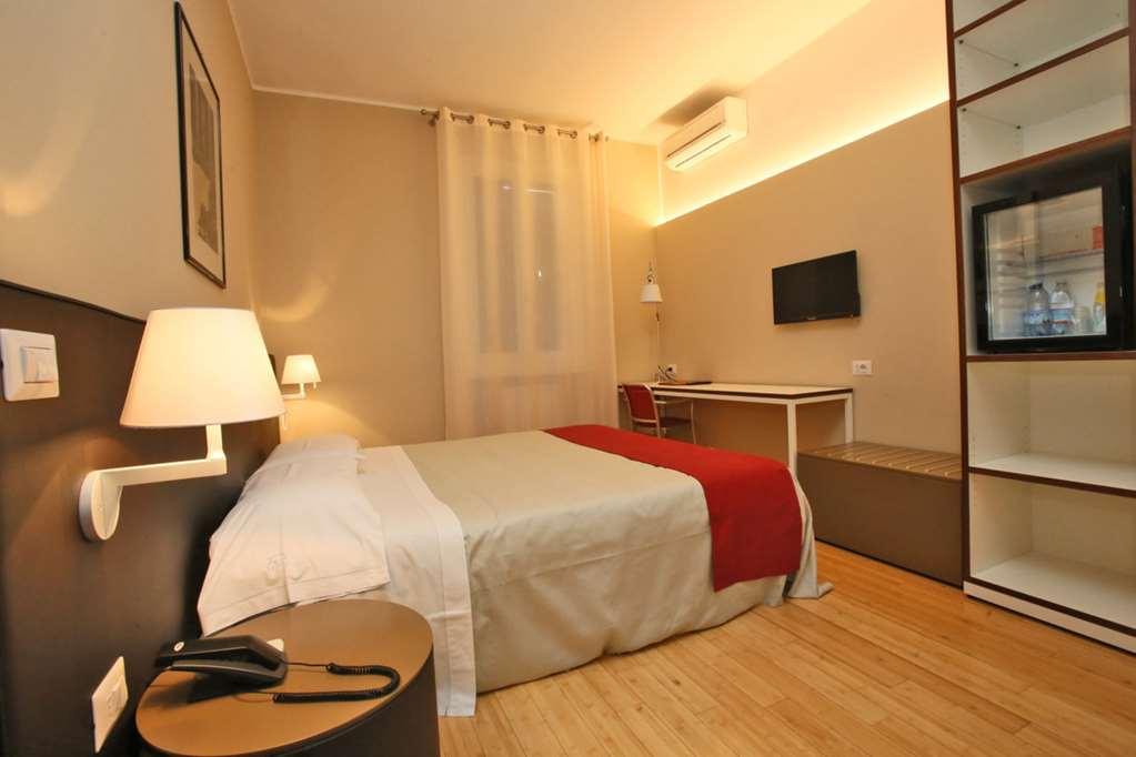 Hotel Le Ville Modena Quarto foto